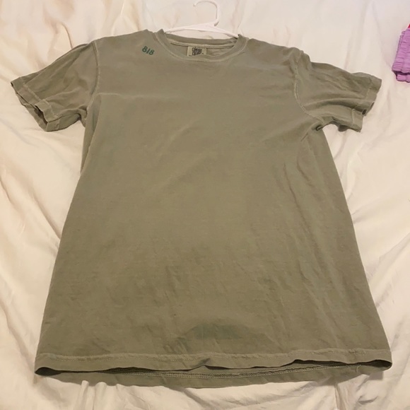 Tops - 818 kendall Jenner tequila t-shirt!